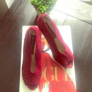 Boutique 9 pumps